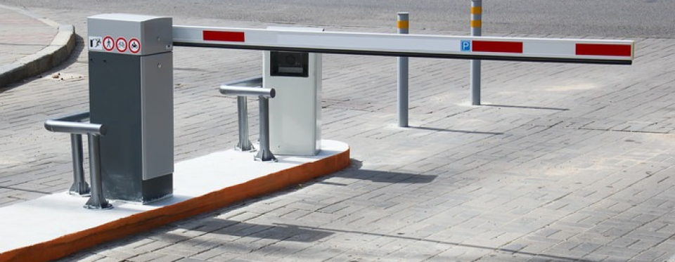 Upravljanje parkinzima/Parking access control